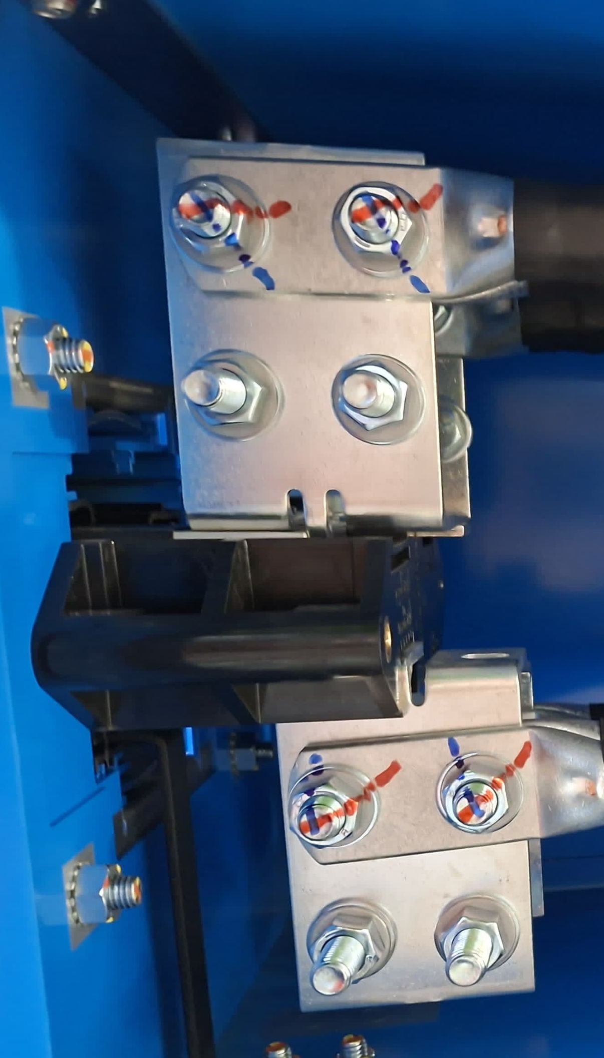 Foto 2 de Contact Resistance